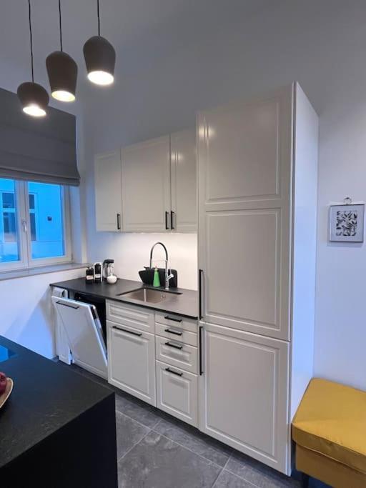 Íbúð Old Great Location & View - Luxury 2bdr 80m2 *