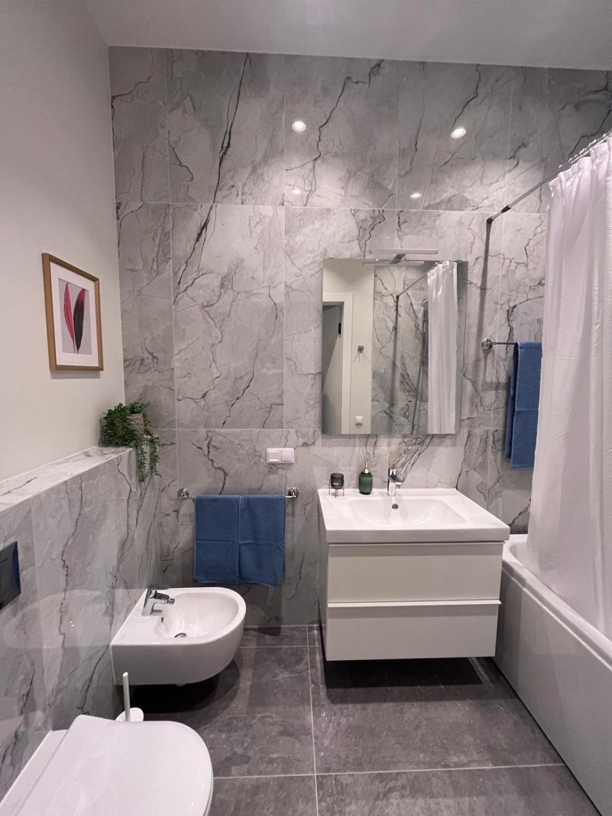 Íbúð Old Great Location & View - Luxury 2bdr 80m2